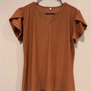 Eyelet Lace Top XL | Brown Flutter Sleeve Blouse | Grommet Neckline